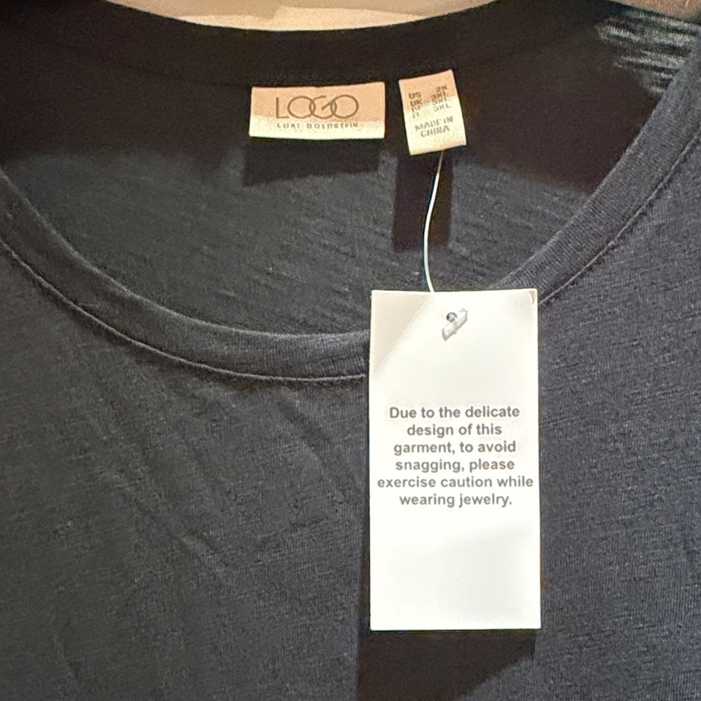 LOG0 by Lori Goldstein Women’s Black Lace-Hem Pullover Top-Sz 2X-NWT - Picture 3 of 9